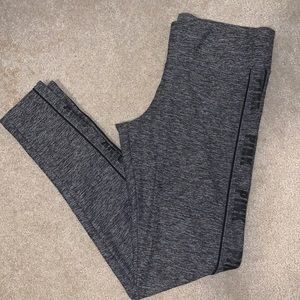 Victoria’s Secret Pink yoga leggings